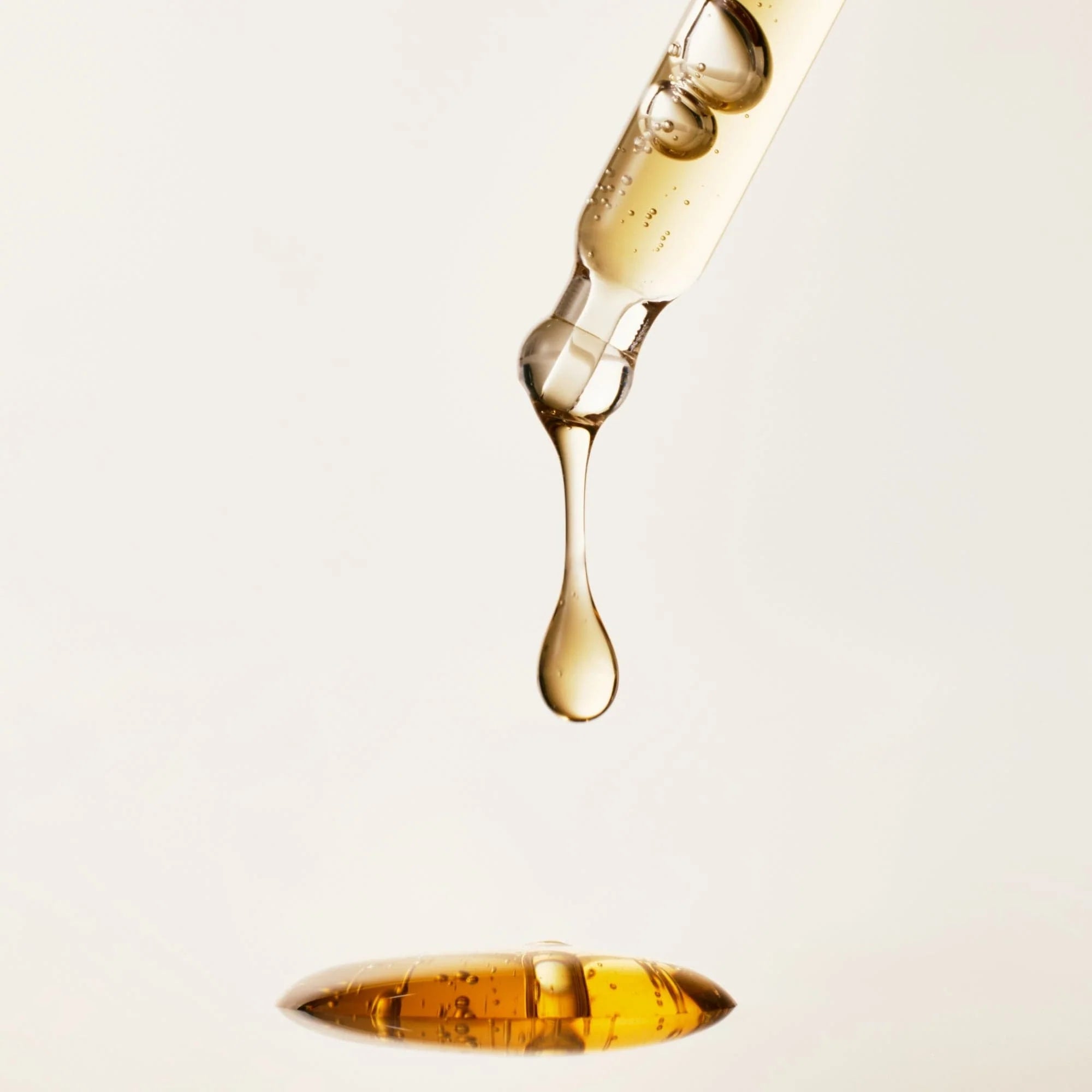 Revive Serum : Ser Revitalizant cu Ginseng și Mucină de Melc