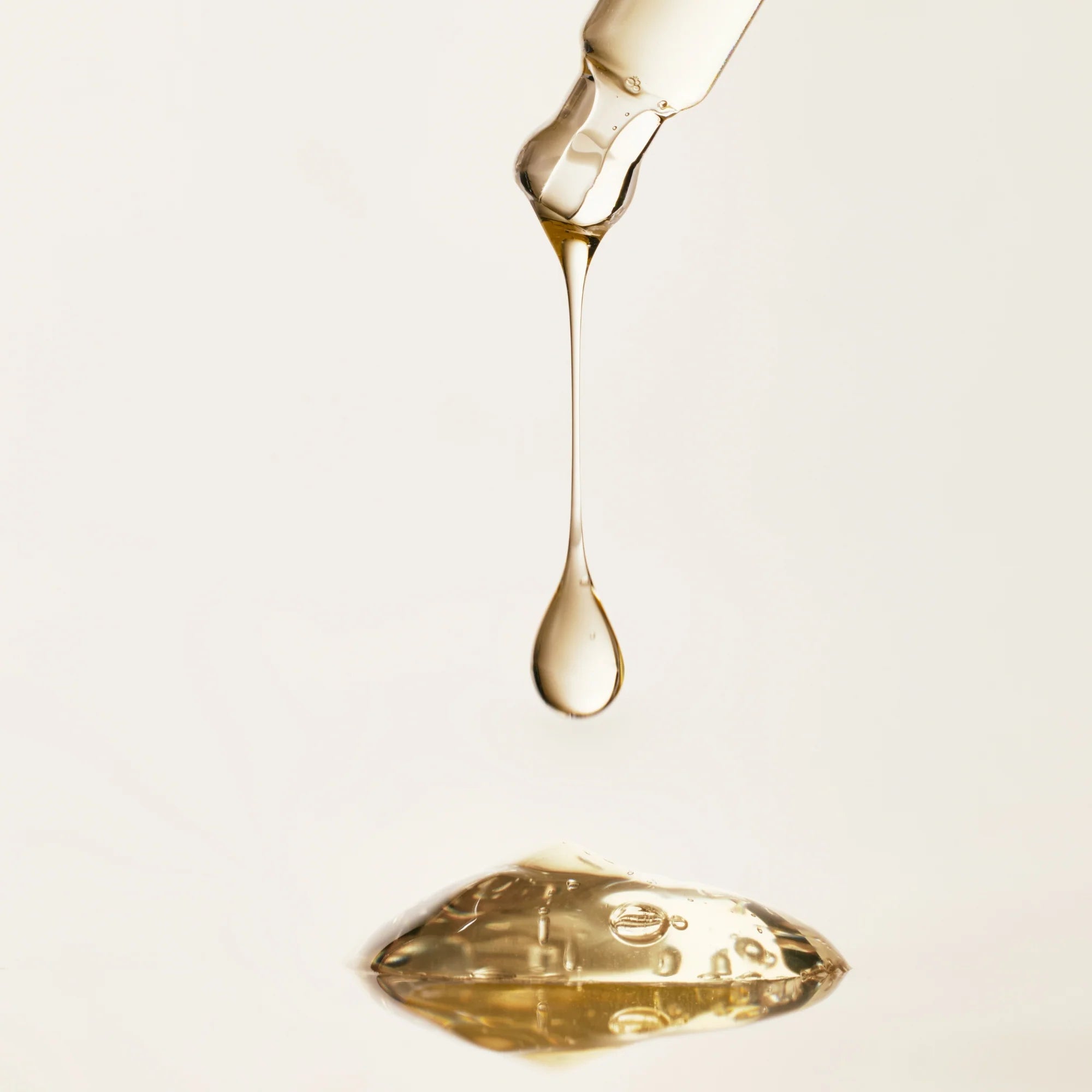 Glow Serum - Ser pentru Controlul Sebumului cu Propolis + Niacinamide