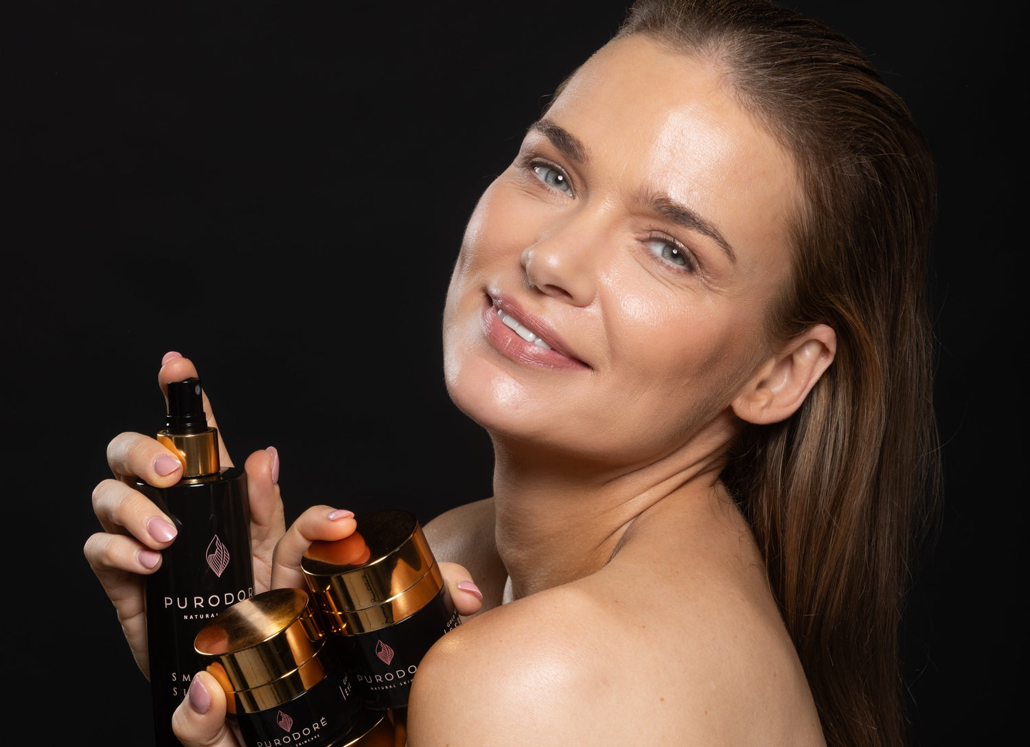 Ghid practic: Cum să alegi crema hidratantă perfectă în funcție de tipul tău de piele