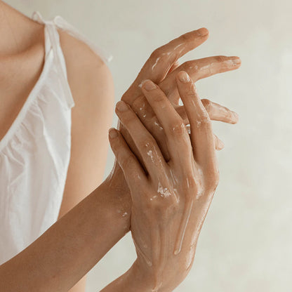 Ginseng Cleansing Oil - Ulei Demachiant cu Ginseng pentru Curățare Delicată Zilnică