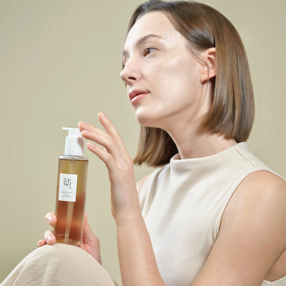 Ginseng Cleansing Oil - Ulei Demachiant cu Ginseng pentru Curățare Delicată Zilnică